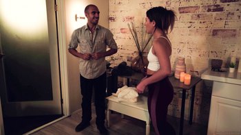 Slutty girl Paige Owens massages then fucks her boss - Paige-Owens-looking-good-for-the-boss%20(1)