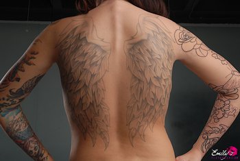 Hot babe Emily Parker shows off her super sexy tattooed body - Emily-Parker-Tattoos (5).jpg