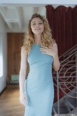 Beautiful young Alice wears tight long blue dress — 12