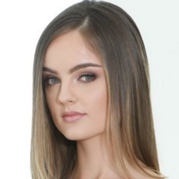 Lexie Fox