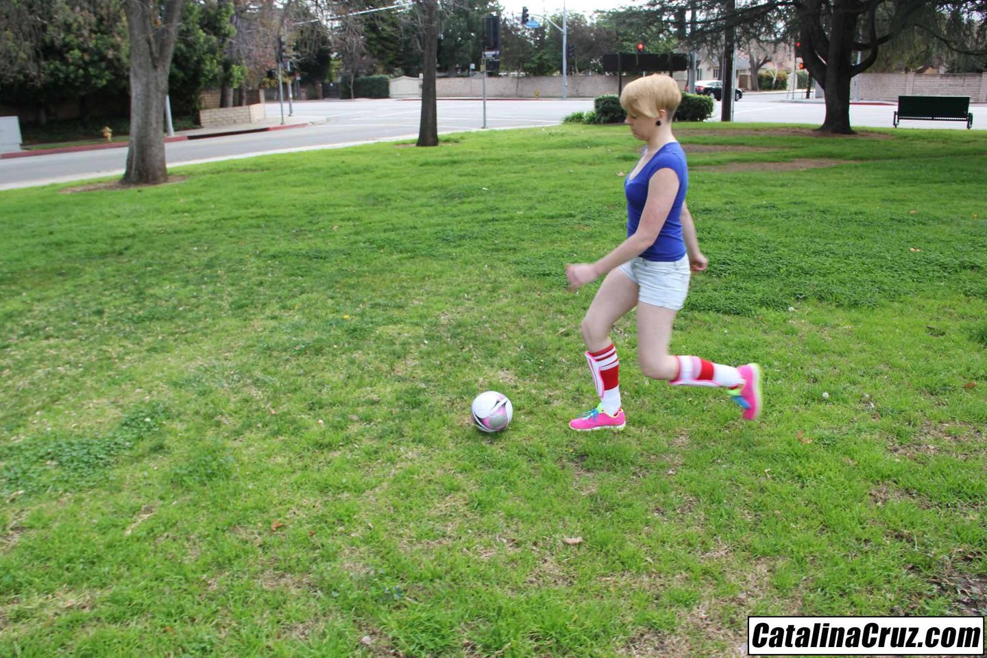 Wspaniała Miley May robi paskudnego rimjoba przed ruchankiem