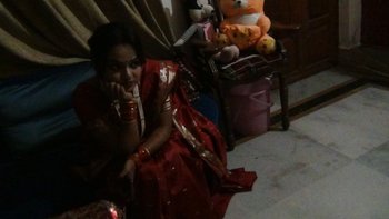 Amazing Indian chick showing her nice body in a green outfit - 000012