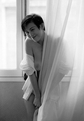 Wasteland-BDSM-Sexy-Asian-Babe(11)