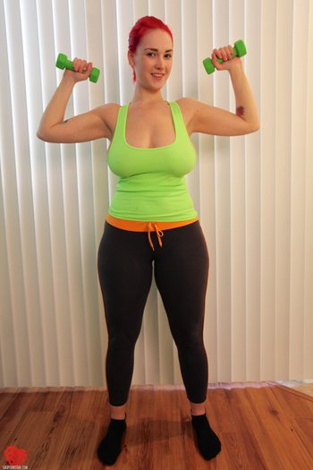 Sexy Siri busts out her big set of fucking Dumbbells - image01
