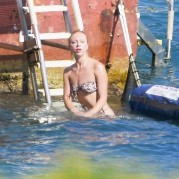 Anna Ermakova shows off her bikini body
