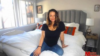 Curvy brunette Monica Mendez exposes her curves
