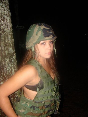 Amazing military babe teasing with her sexy body outdoors - 000004