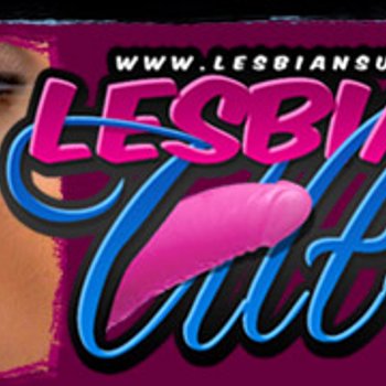 Hot Sexy Babe Aline likes licking some lush Pussy