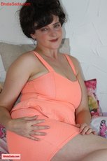 Bored amateur housewife seduces you on her sofa — 2