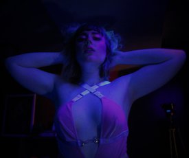 Gorgeous chick Kasey K puts her sexy curves on display — 9