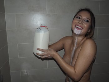 Slutty Amateur Cutie gets hot and wet in Shower - Liked-Girls-Pouring-Milk(5)