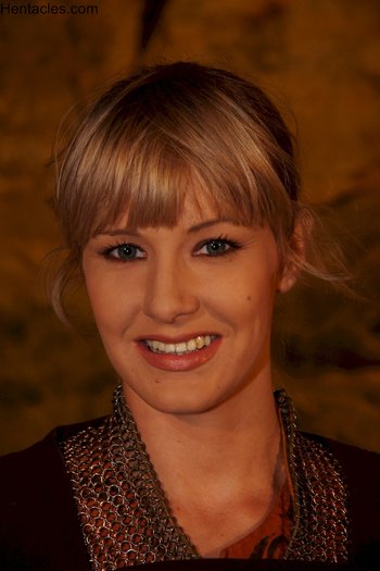 Amateur blonde Natalli Diangelo posing in her medieval clothes - Amateur blonde Natalli Diangelo posing in her medieval clothes 006