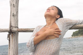 Extasi Dolni showing her big Boobs by the Ocean - Extasi Dolni showing her big Boobs by the Ocean 008