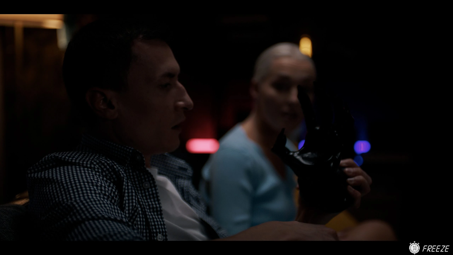 Charlie Dean ssie i pieprzy się z Lovitą Fate