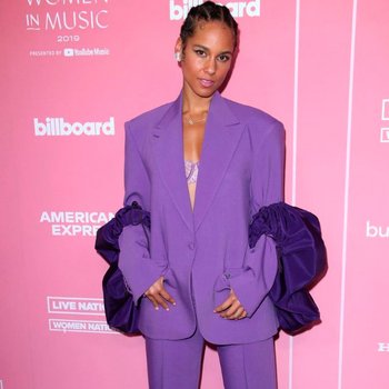 Alicia Keys sexy at Billboard Women In Music