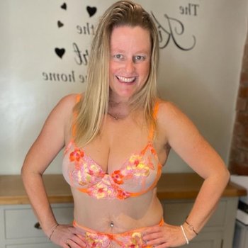Le compte officiel OnlyFans de Marie X
