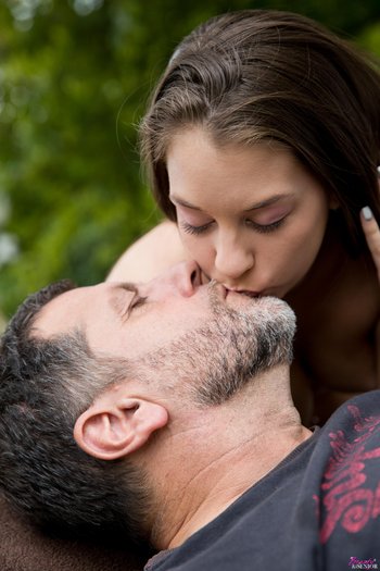 Housemaid Angelina Brill gets fucked in the Garden - Angelina-Brill-hardcore-porn(9)