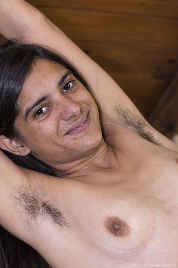 Karen H showing off her hairy body while posing completely naked - 93478