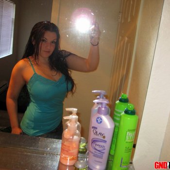 GND Kayla really looks sexy after doing hot Shower