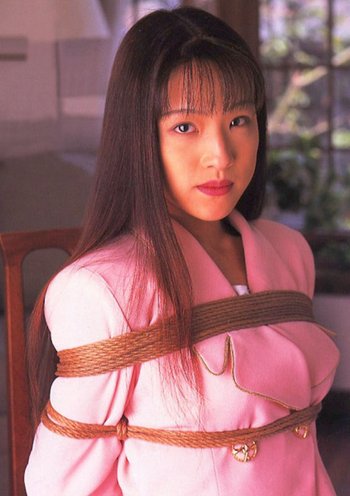 Wasteland-BDSM-Hot-Asian-Bondage(4)